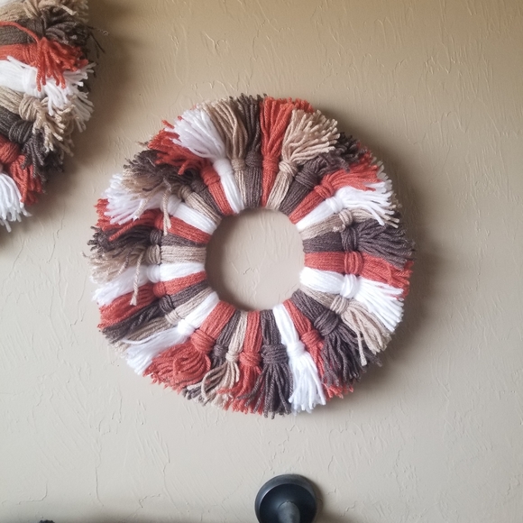 Beautiful wreath set - Picture 3 of 4